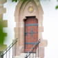 Treppe und Tür zur Sakristei der St-Johannis-Kirche (© Sandra Hirschke)